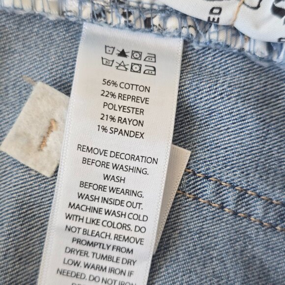 NWT Camila Coelho Kick Flare Crop Jeans Size 6 Blue - Picture 8 of 8